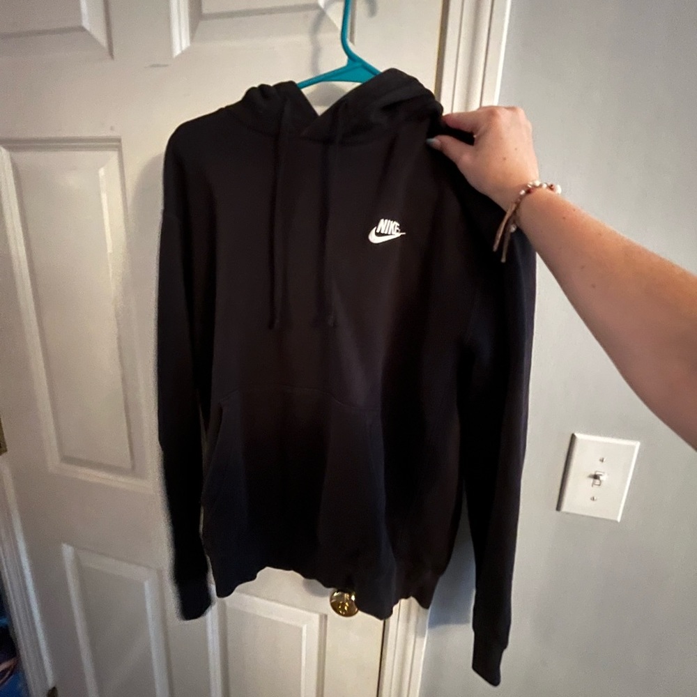 black nike hoodie